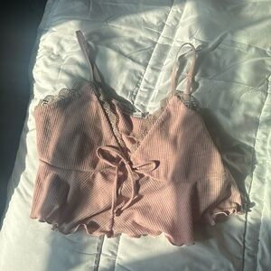Baby pink cropped tank top